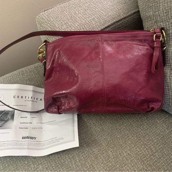 Raspberry Coach Bag with Certificate of Authenticity - Picture 4 of 13